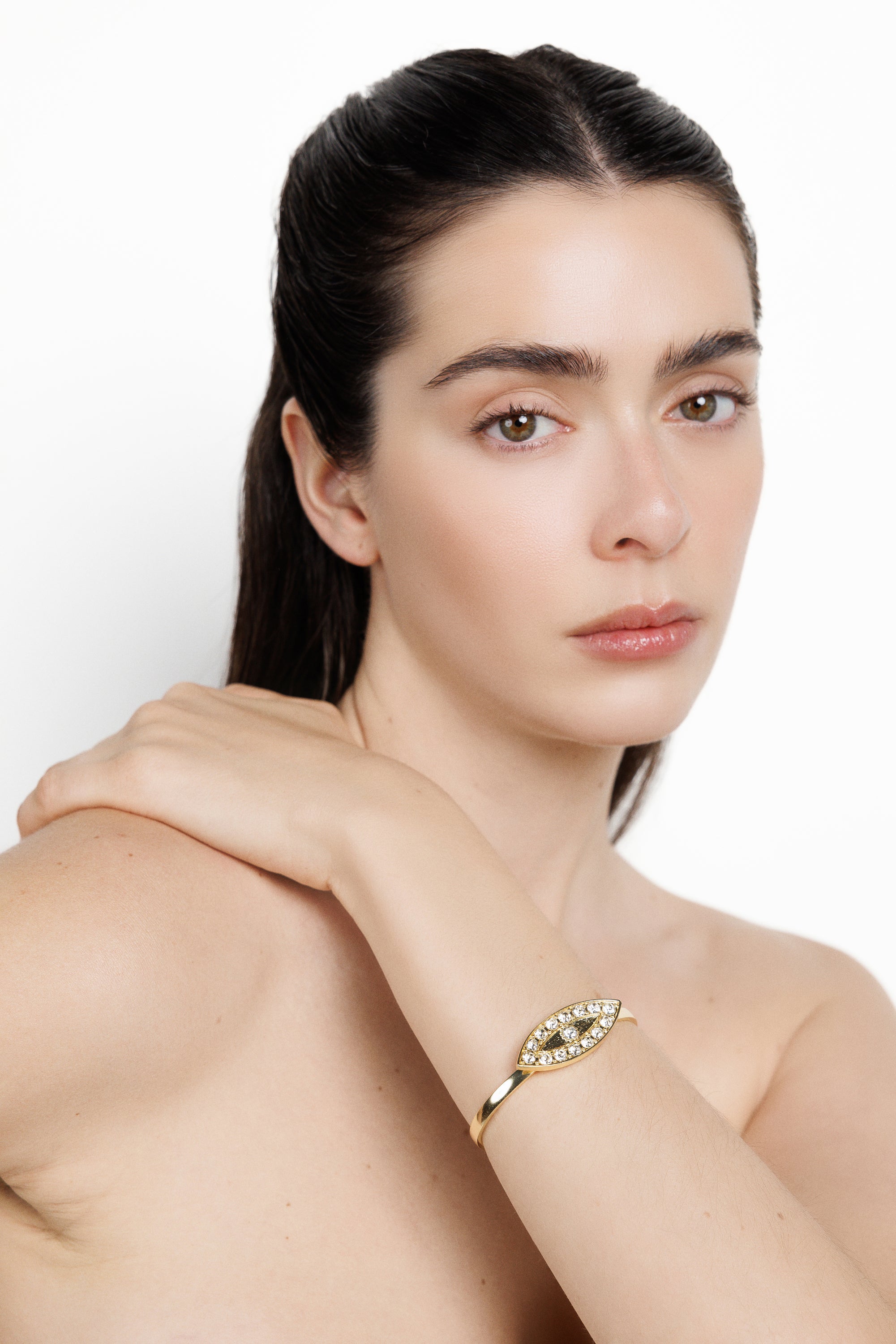 FIRST LOOK BRACELET