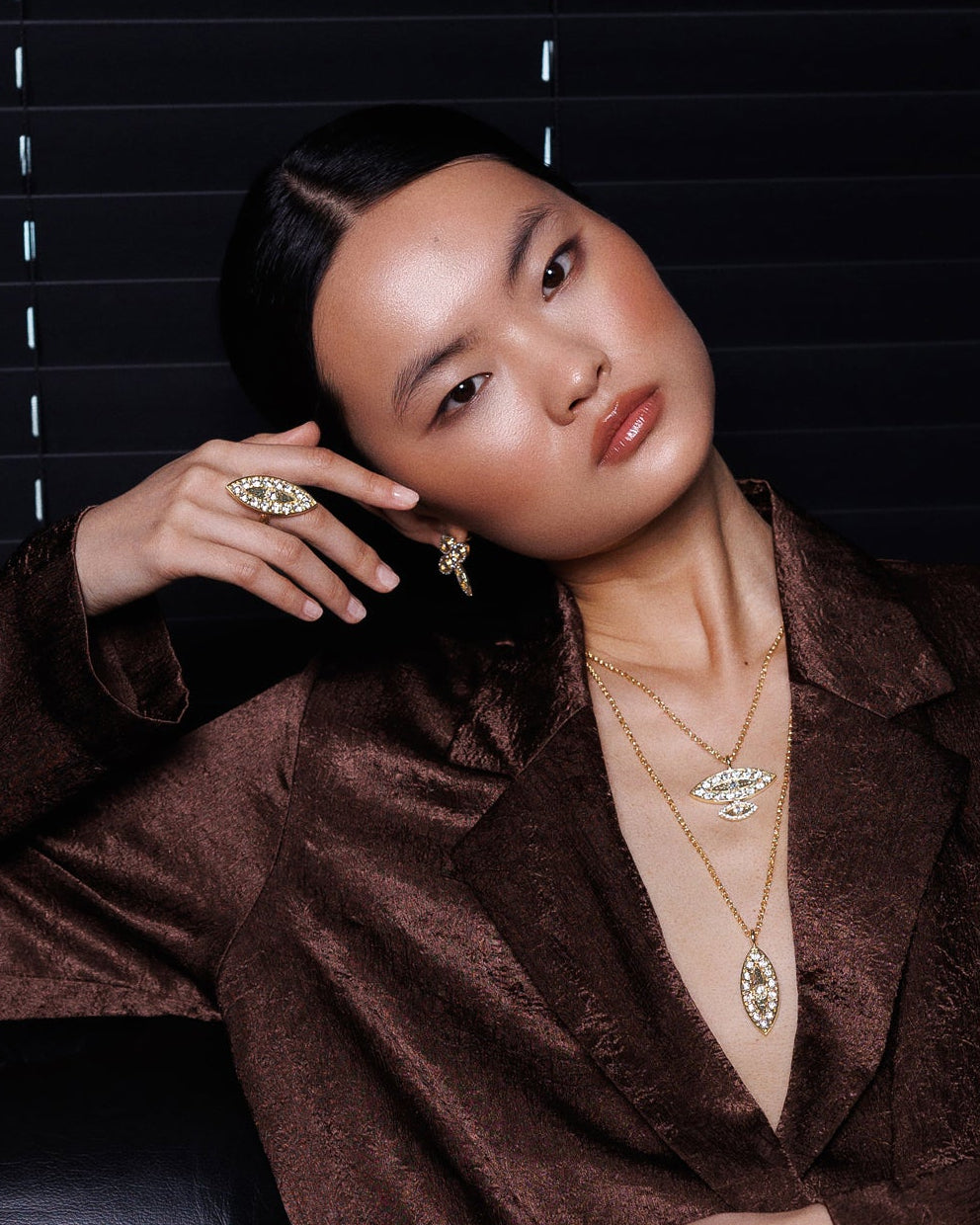 FIRST LOOK NECKLACE